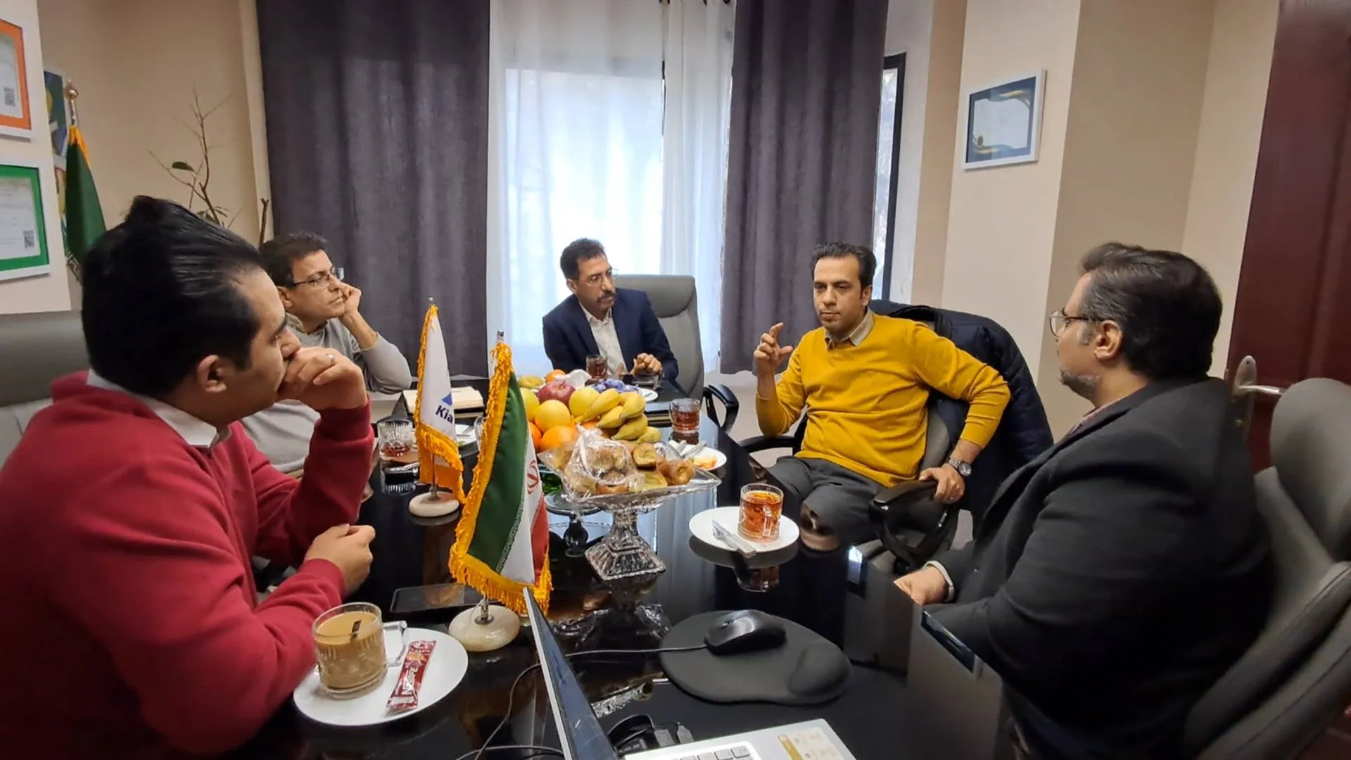 بازدید مدیرعامل بنیاد ملی پویانمایی از مرکز نوآوری کیاگستر